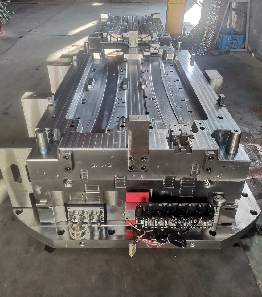 Trim panel mould 002