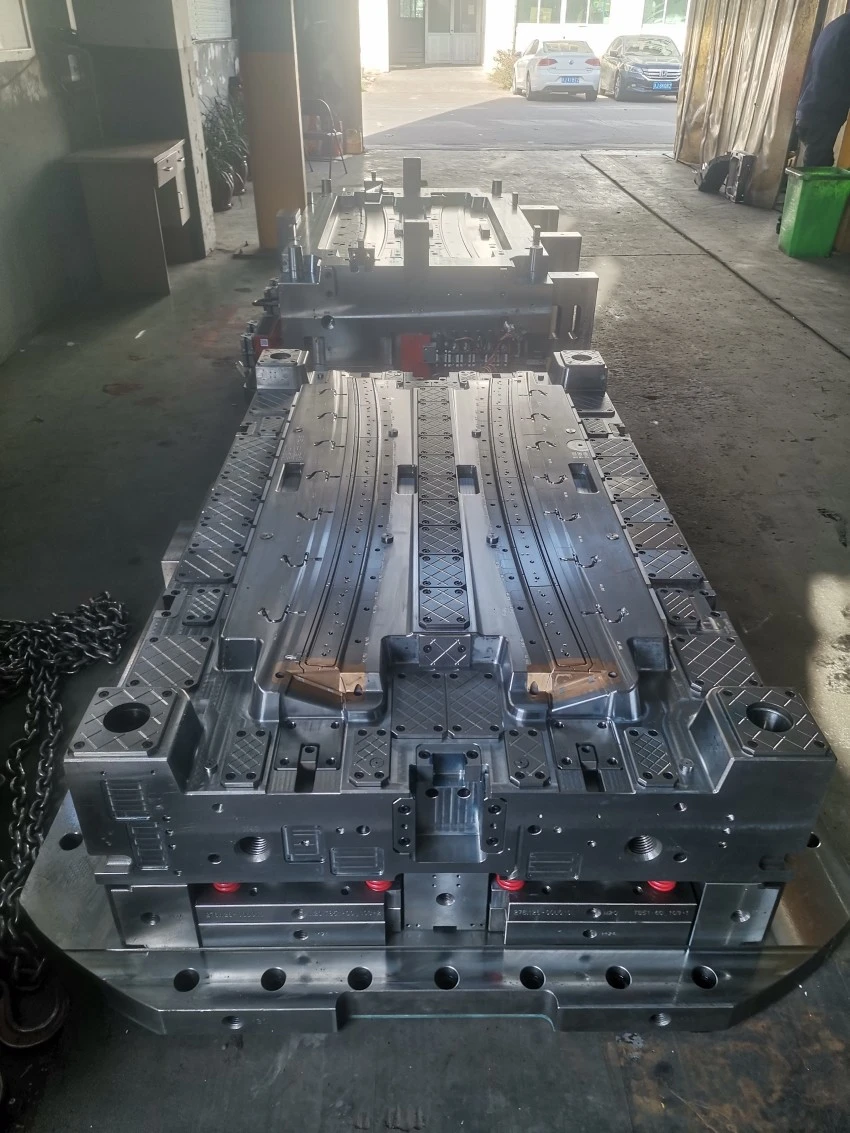 Trim panel mould 001 Trim panel mould 001